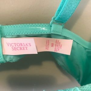 Victoria Secret Multi-Way Bra. Size 36 C.